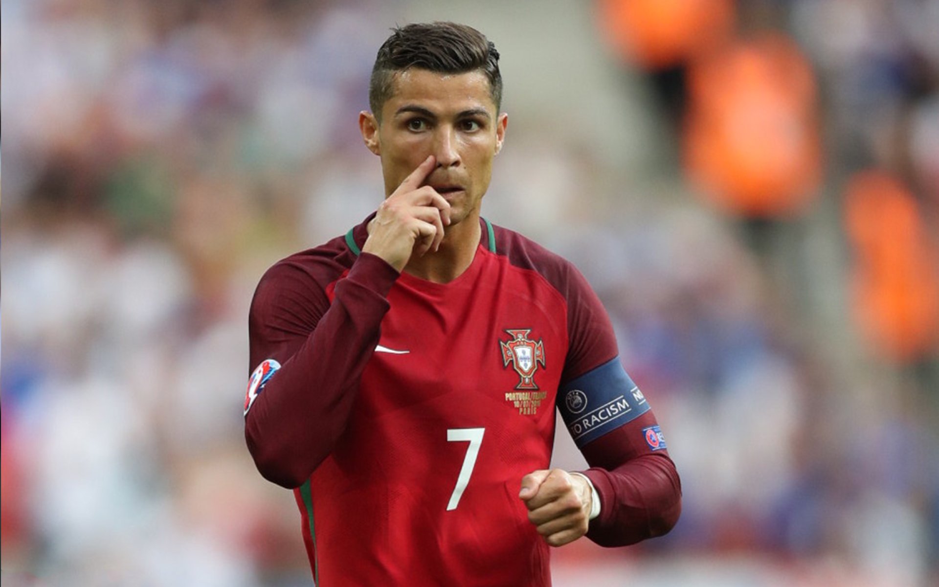 爱游戏官方-贝尔哈德·福特：凭借冷静的场上决策，提升全黑队比赛节奏，贝尔福特vs丹亨德森